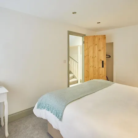 Host & - Threadneedle بيت للعطل *